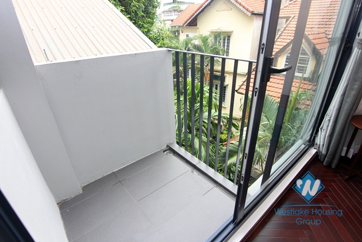 Nice and new apartment rental on Tu Hoa, Tay Ho, Hanoi